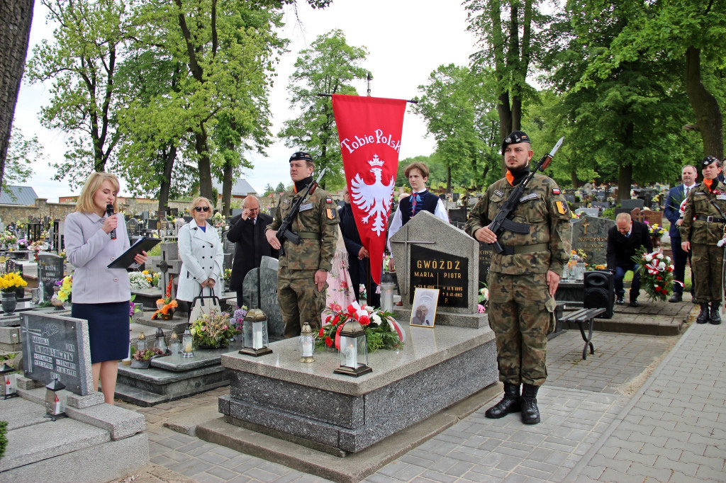 Radzionków. Oznaczyli groby