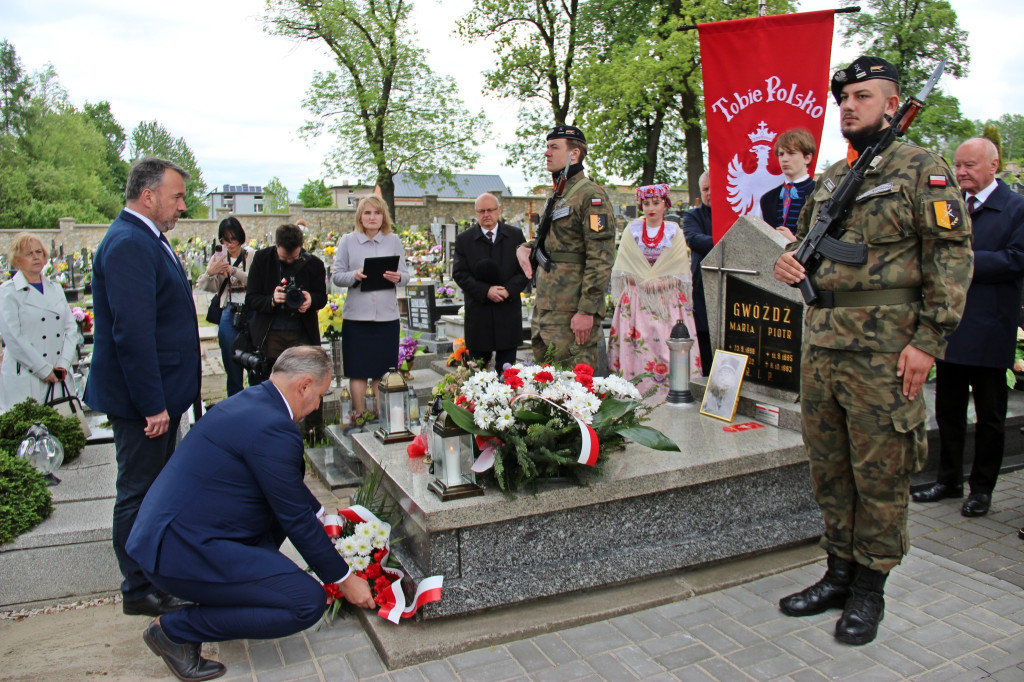 Radzionków. Oznaczyli groby
