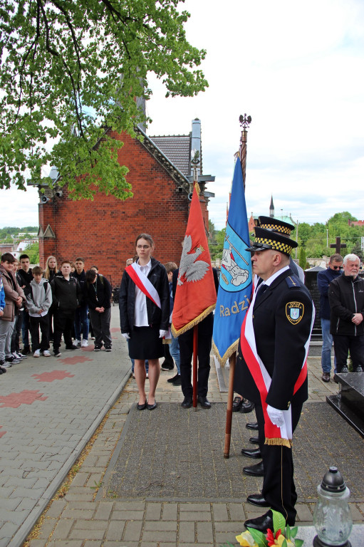 Radzionków. Oznaczyli groby