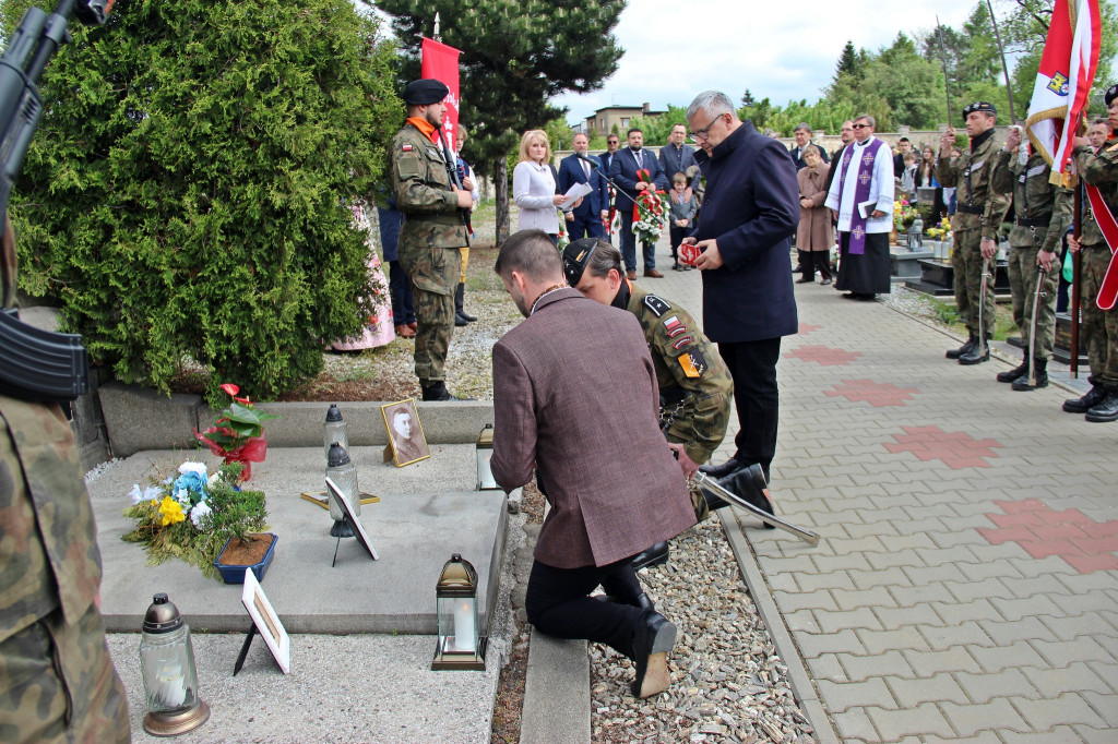 Radzionków. Oznaczyli groby