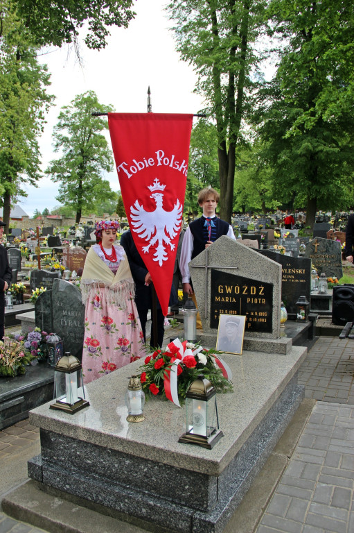 Radzionków. Oznaczyli groby