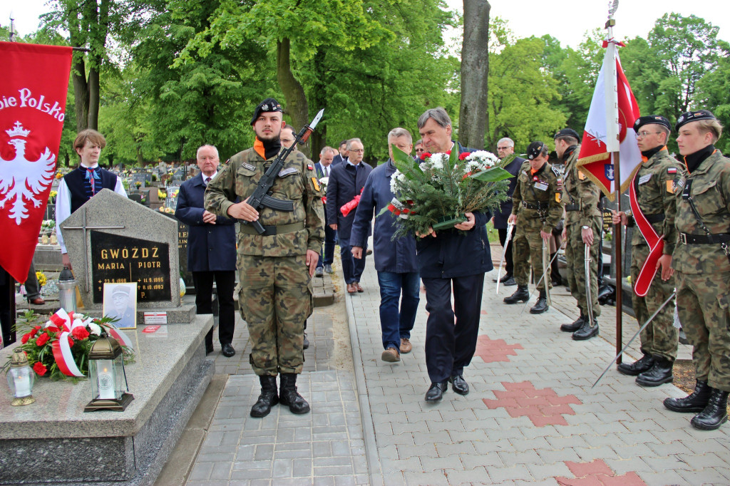 Radzionków. Oznaczyli groby