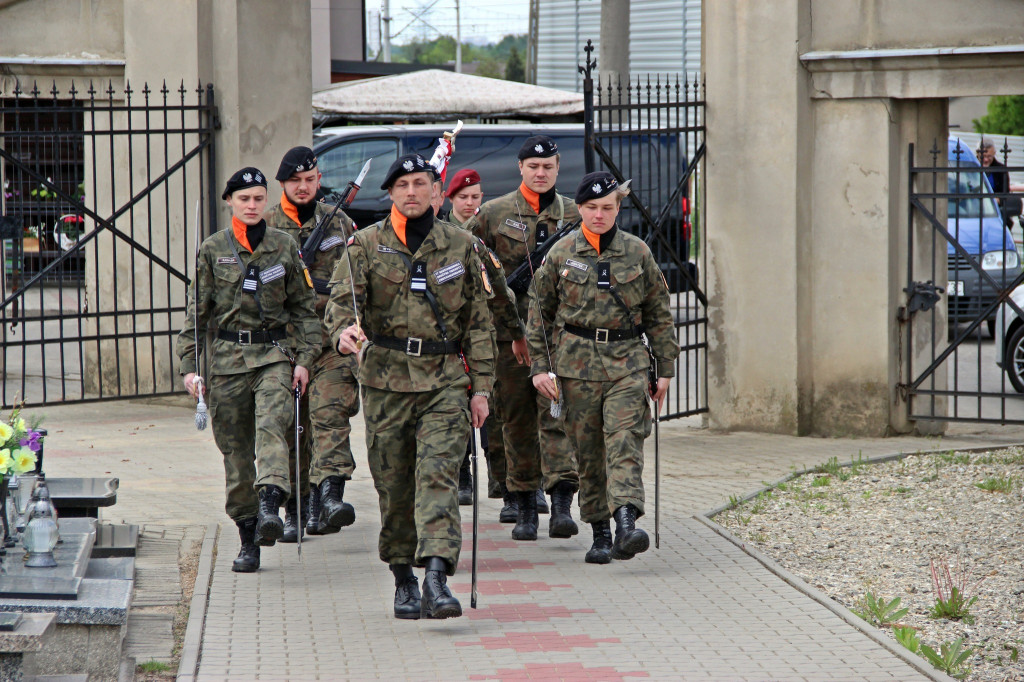 Radzionków. Oznaczyli groby