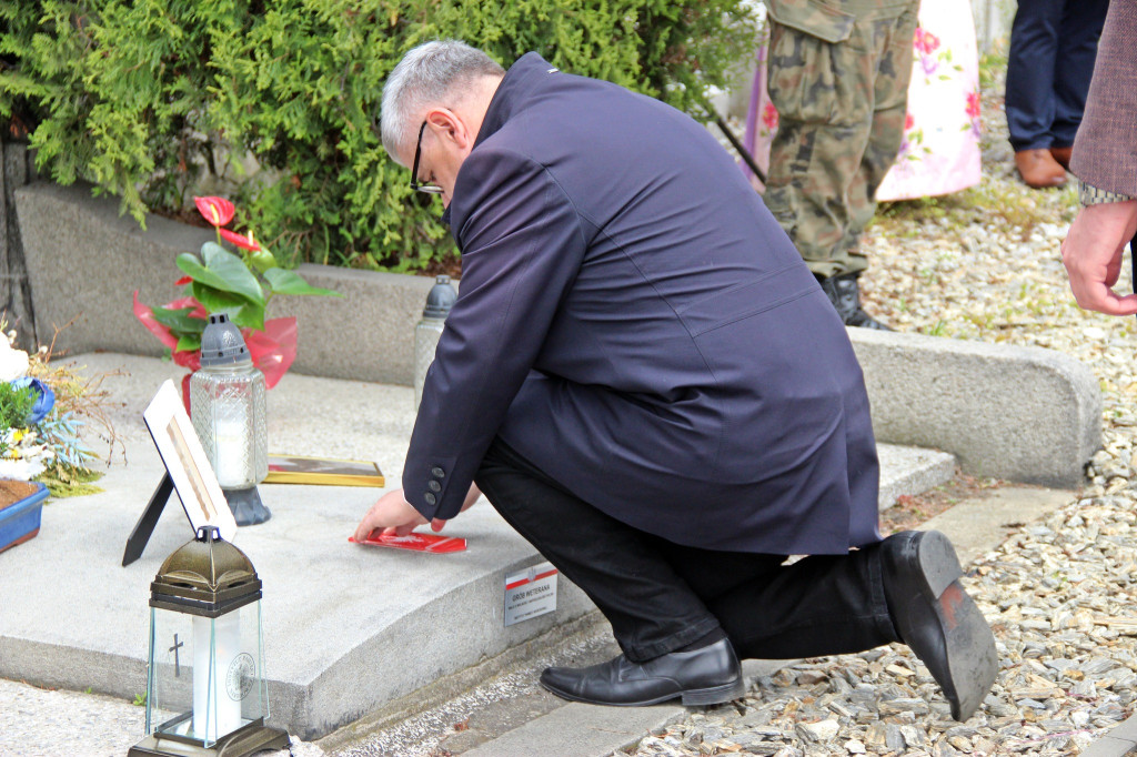 Radzionków. Oznaczyli groby