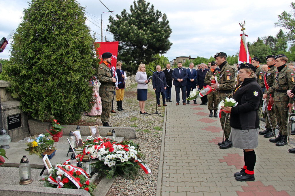 Radzionków. Oznaczyli groby
