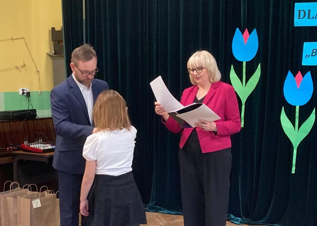 Tarnowskie Góry. Recytacje w Jedenastce