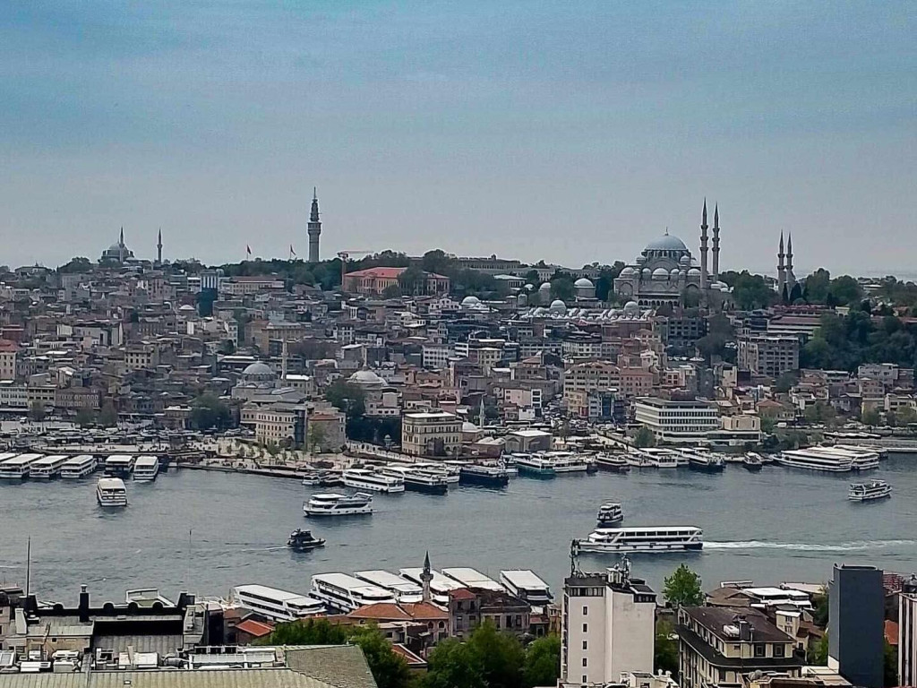 Graficy, styliści i licealiści z Plastyka w Turcji