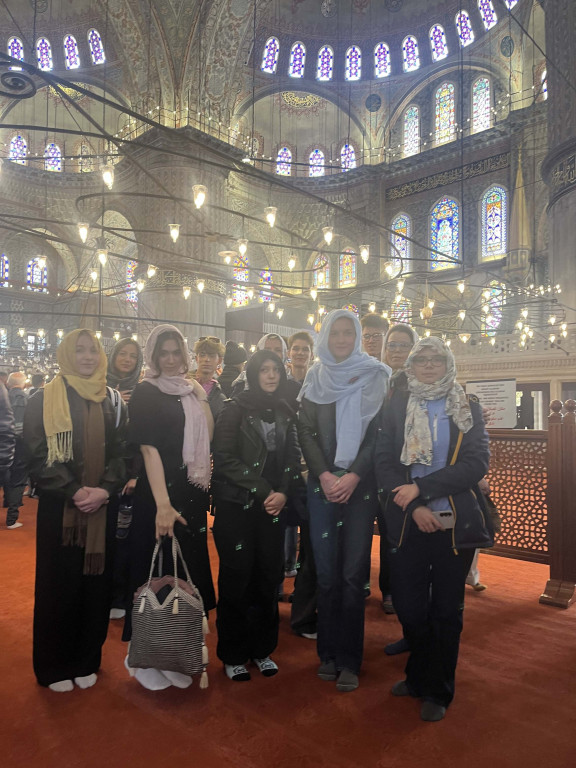 Graficy, styliści i licealiści z Plastyka w Turcji