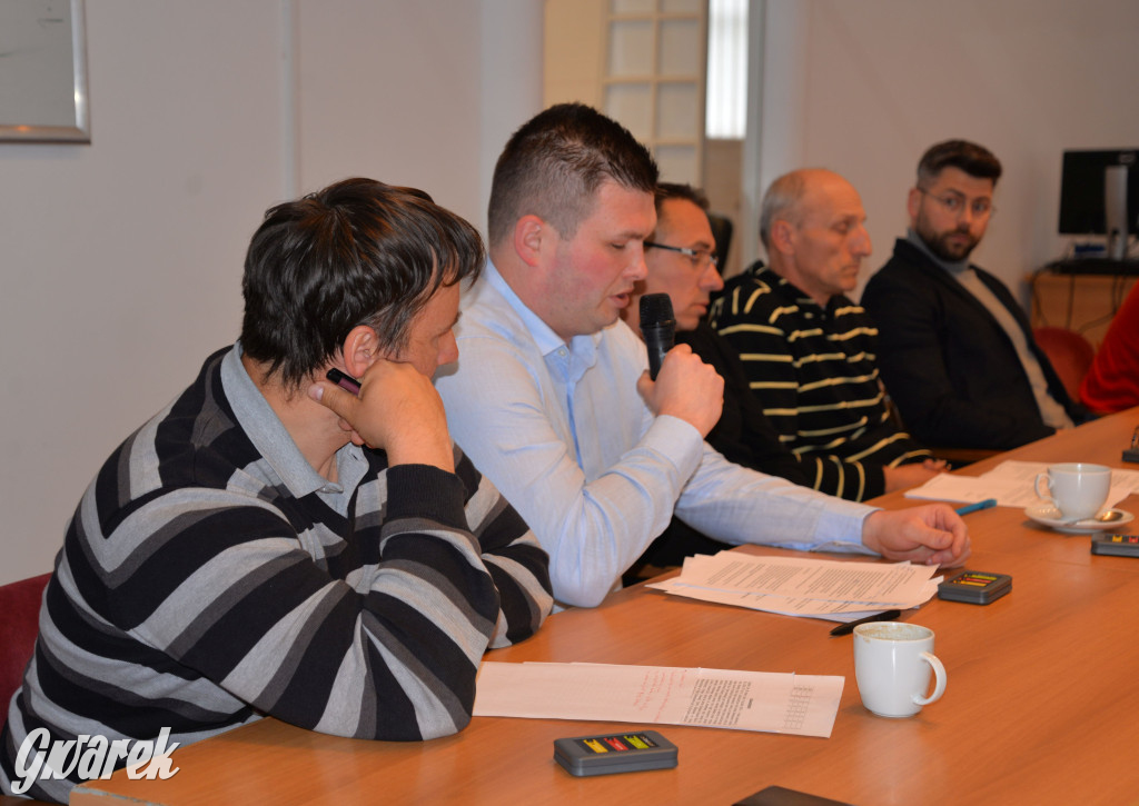 Co dalej ze szkołą i przedszkolem? Sesja rady