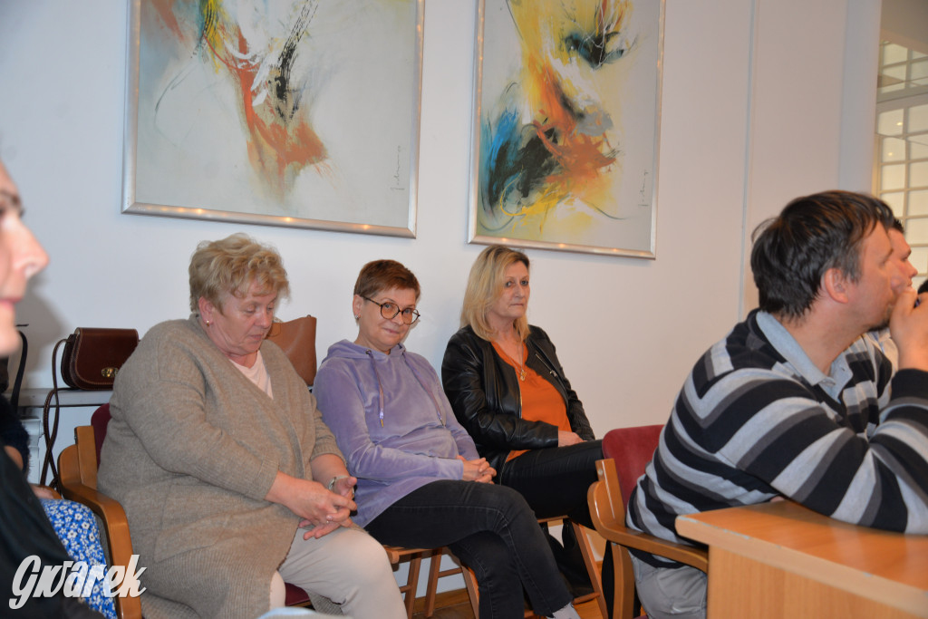 Co dalej ze szkołą i przedszkolem? Sesja rady