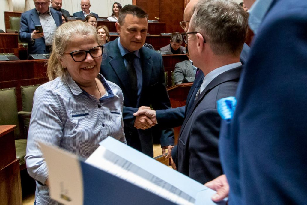 Pieniądze na fontannę i zestaw festynowy