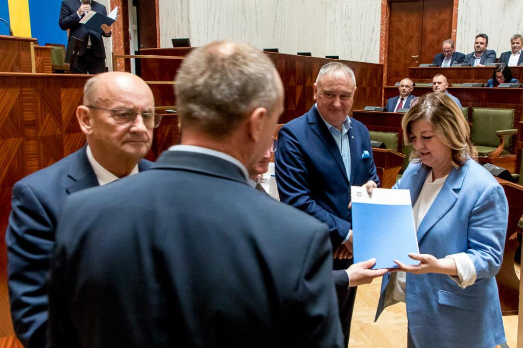 Pieniądze na fontannę i zestaw festynowy