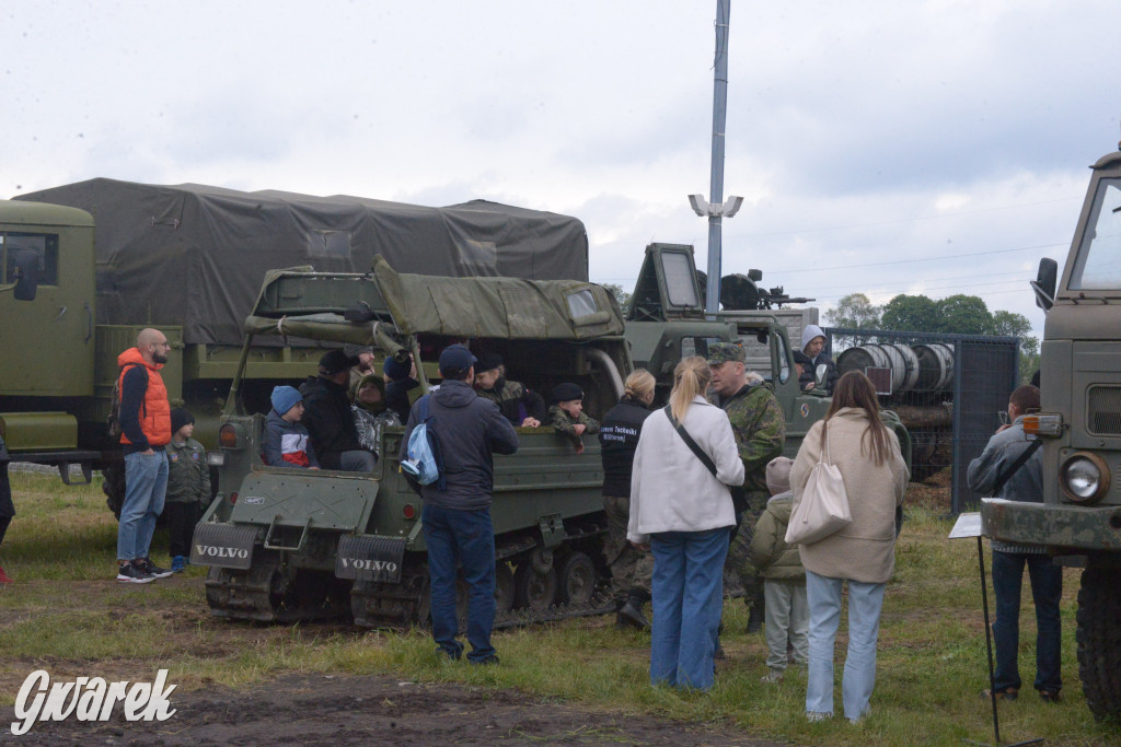 Noc Muzeów na czołgowisku w Zbrosławicach