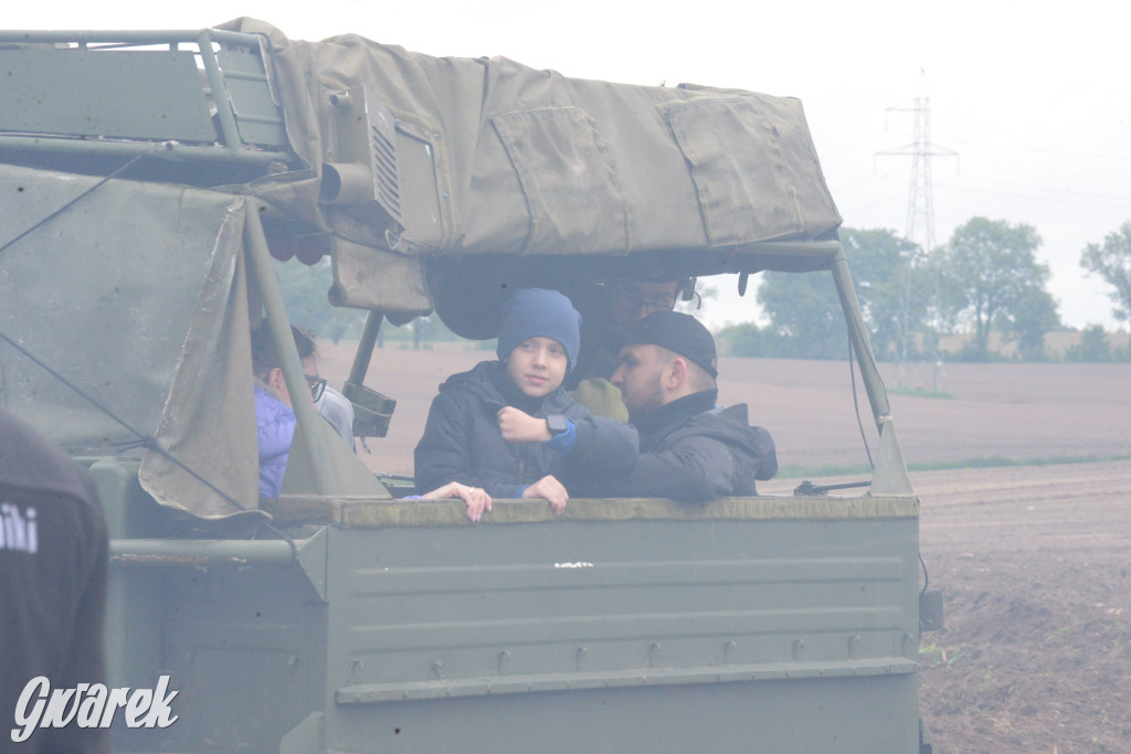 Noc Muzeów na czołgowisku w Zbrosławicach