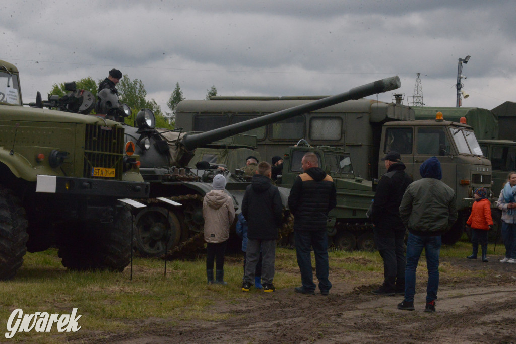 Noc Muzeów na czołgowisku w Zbrosławicach