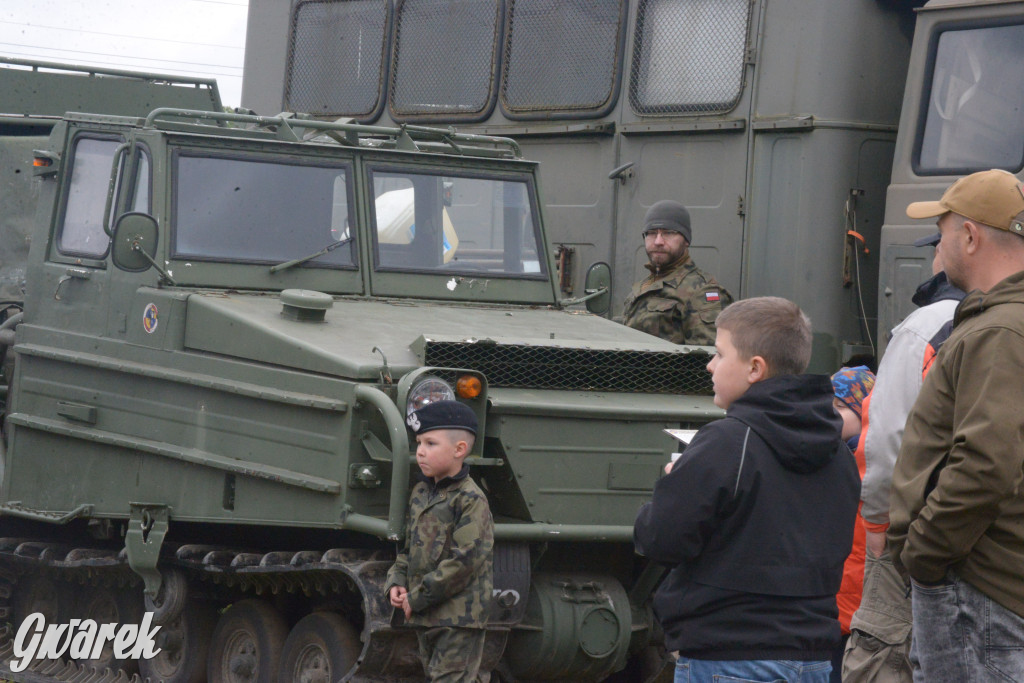 Noc Muzeów na czołgowisku w Zbrosławicach