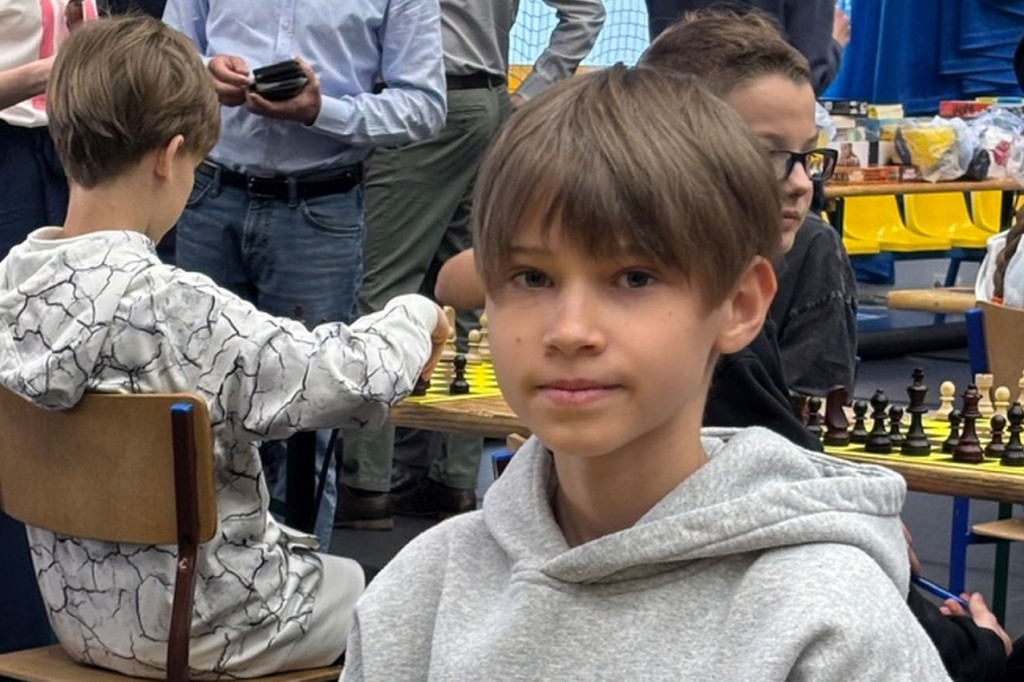 Nasz szachista na trzecim stopniu podium