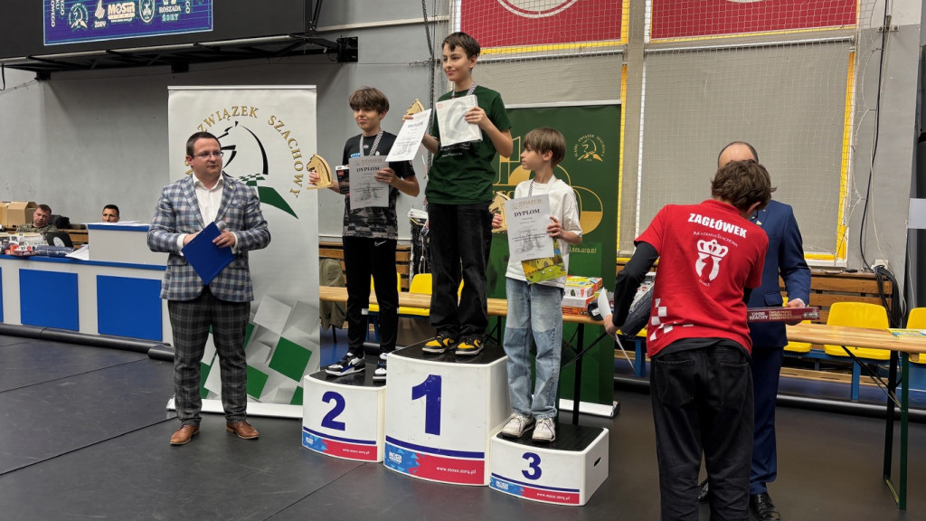 Nasz szachista na trzecim stopniu podium