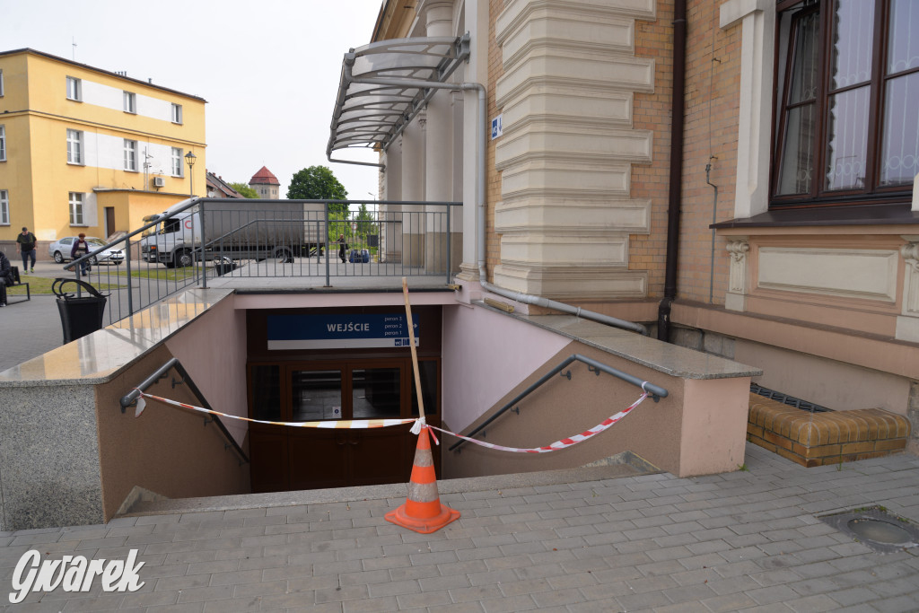 Tarnowskie Góry. Dworzec kolejowy wizytówką miasta?