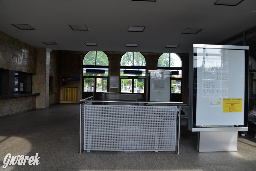 Tarnowskie Góry. Dworzec kolejowy wizytówką miasta?