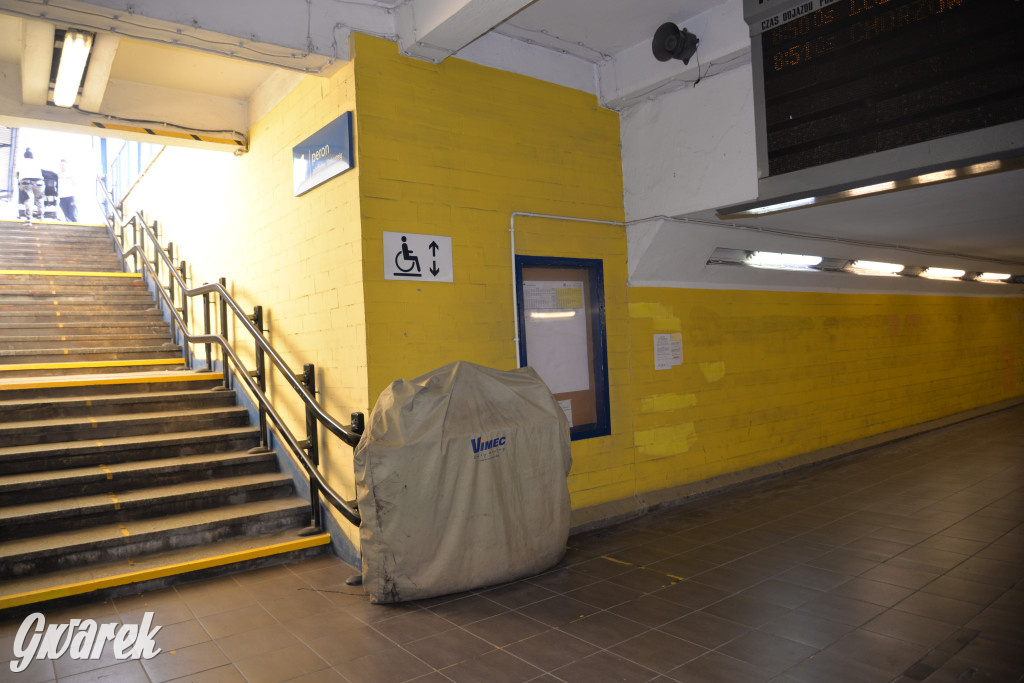 Tarnowskie Góry. Dworzec kolejowy wizytówką miasta?