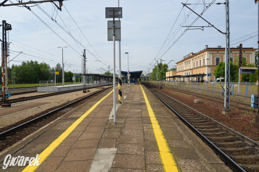 Tarnowskie Góry. Dworzec kolejowy wizytówką miasta?