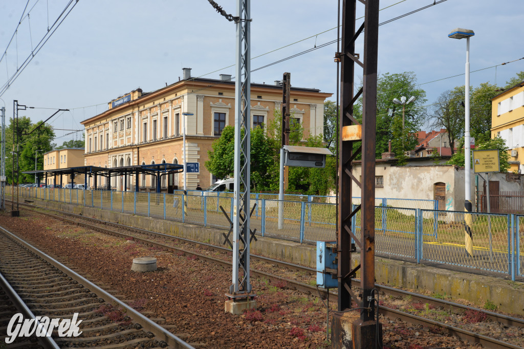 Tarnowskie Góry. Dworzec kolejowy wizytówką miasta?