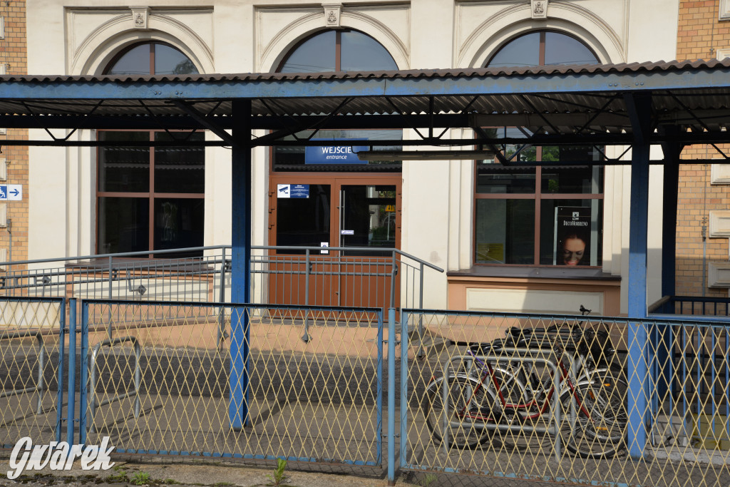 Tarnowskie Góry. Dworzec kolejowy wizytówką miasta?