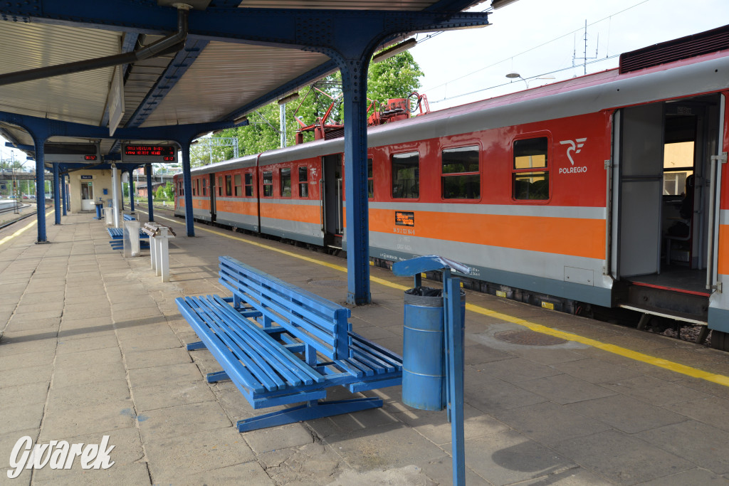 Tarnowskie Góry. Dworzec kolejowy wizytówką miasta?