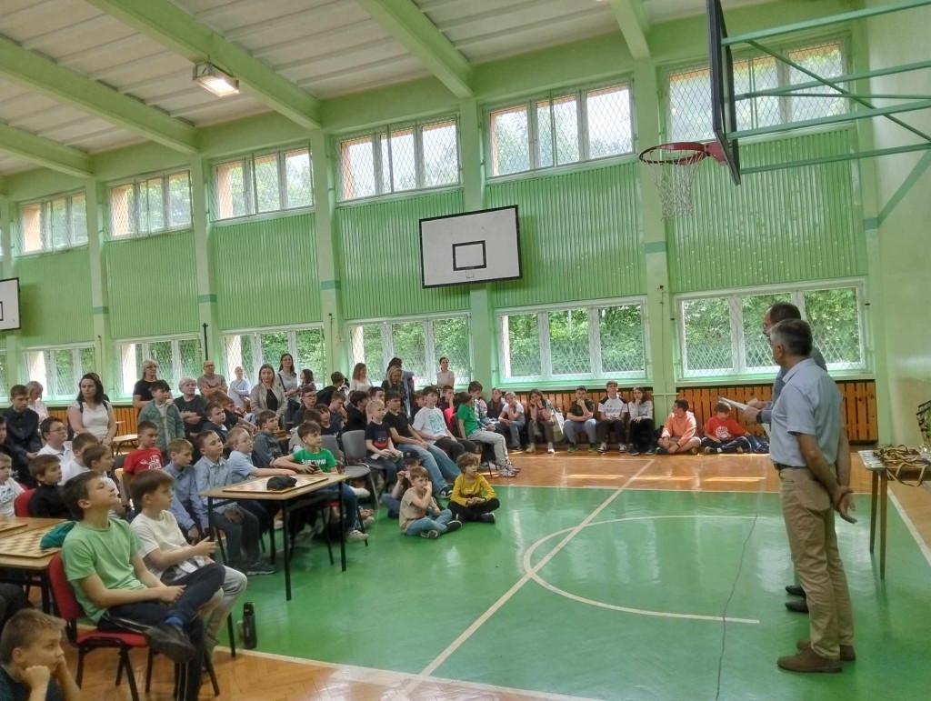 Tarnowskie Góry. Najlepsi szachiści w murach Ósemki