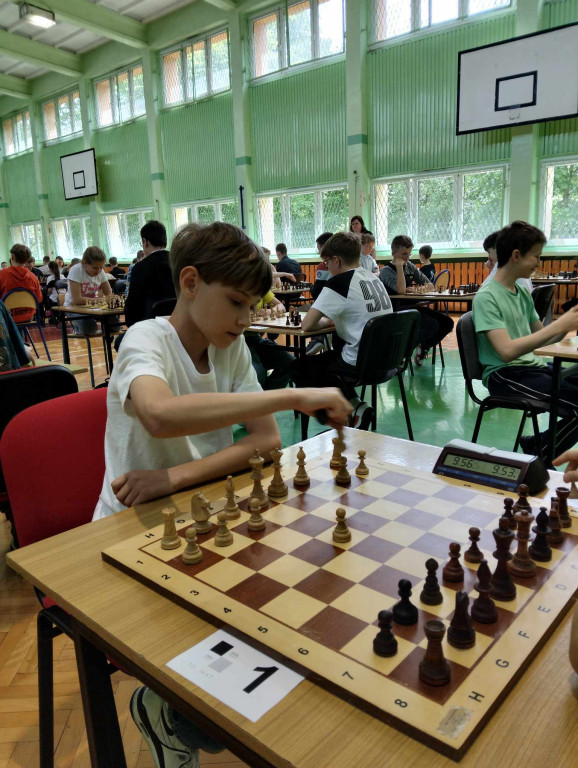 Tarnowskie Góry. Najlepsi szachiści w murach Ósemki