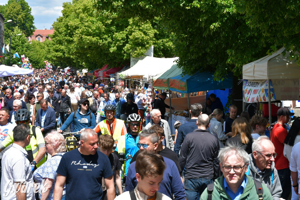 Tysiące pielgrzymów w Piekarach Śląskich