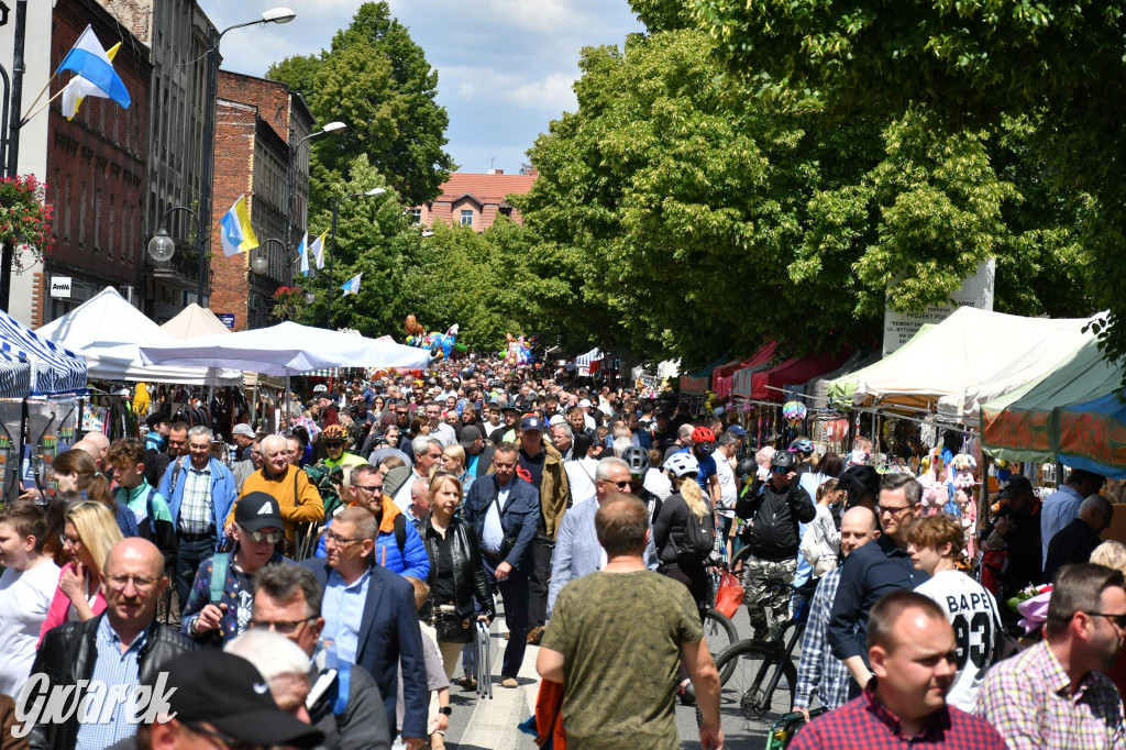 Tysiące pielgrzymów w Piekarach Śląskich