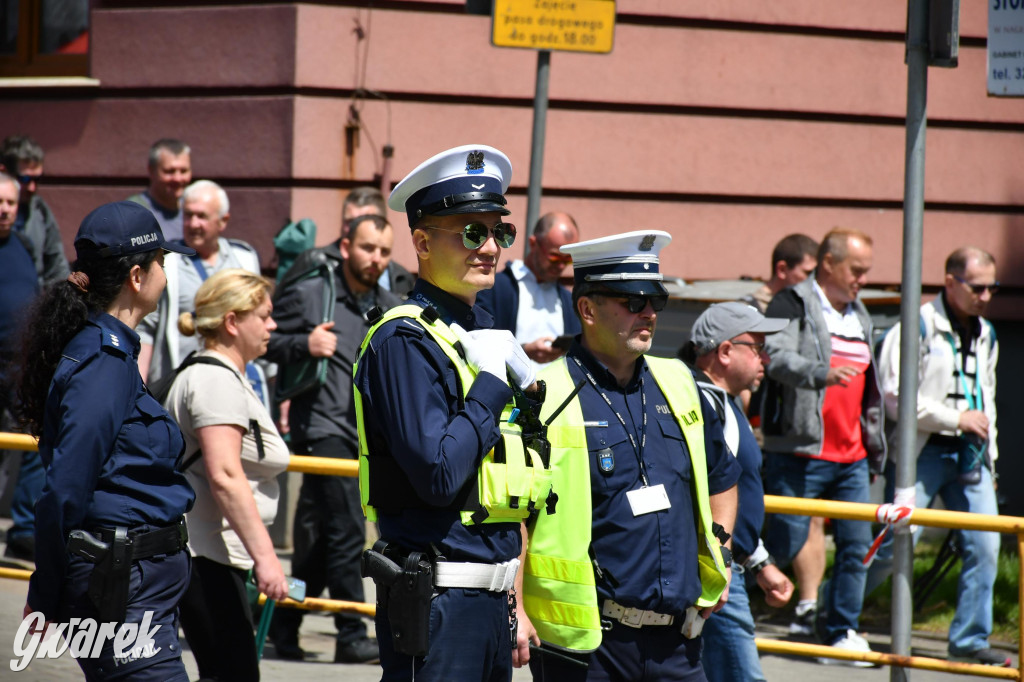 Tysiące pielgrzymów w Piekarach Śląskich