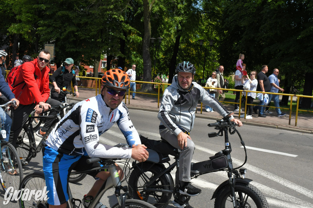 Tysiące pielgrzymów w Piekarach Śląskich