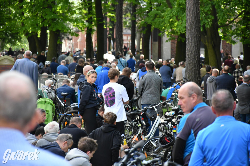 Tysiące pielgrzymów w Piekarach Śląskich