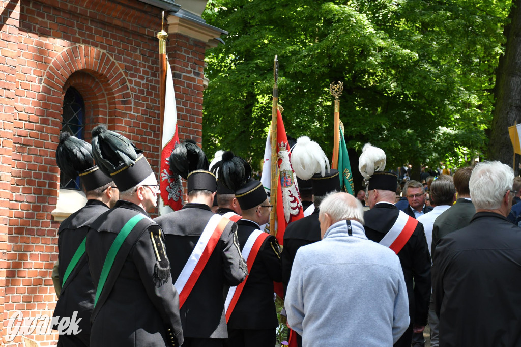 Tysiące pielgrzymów w Piekarach Śląskich