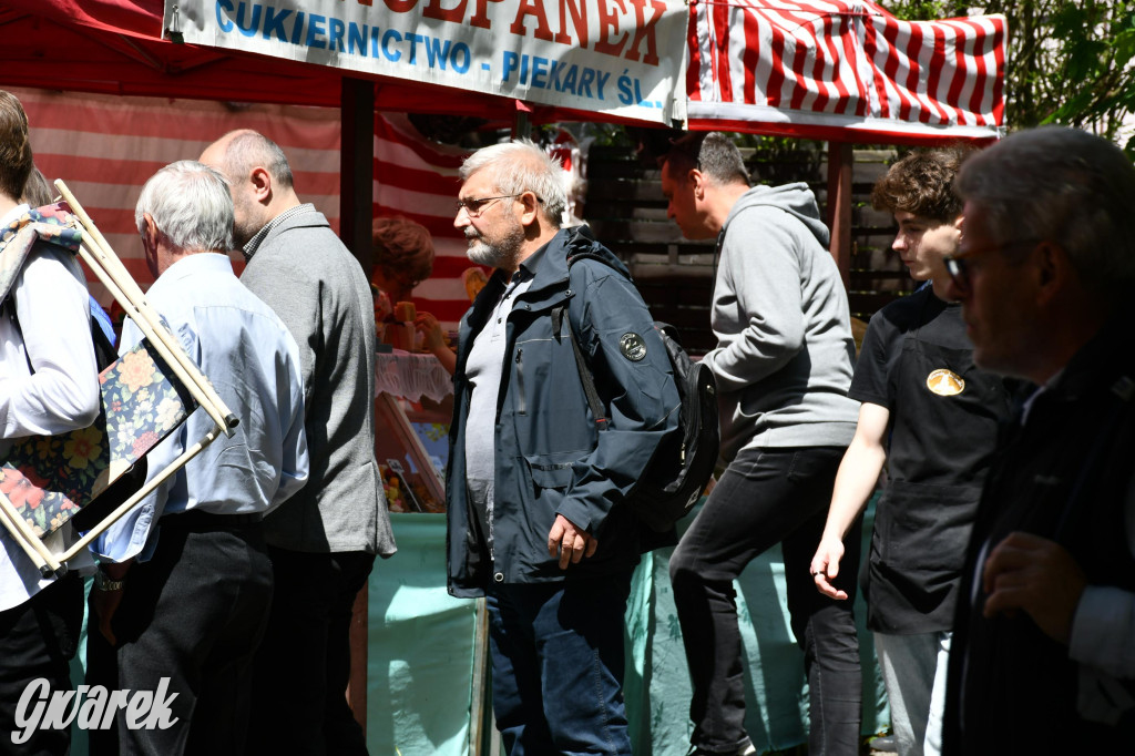 Tysiące pielgrzymów w Piekarach Śląskich