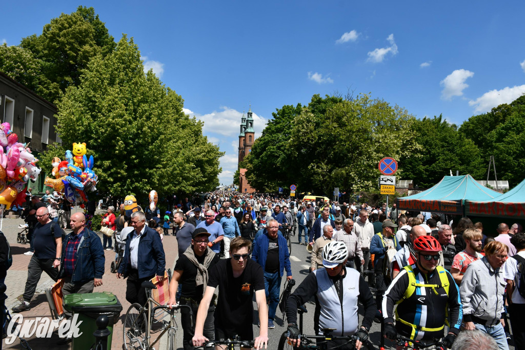 Tysiące pielgrzymów w Piekarach Śląskich