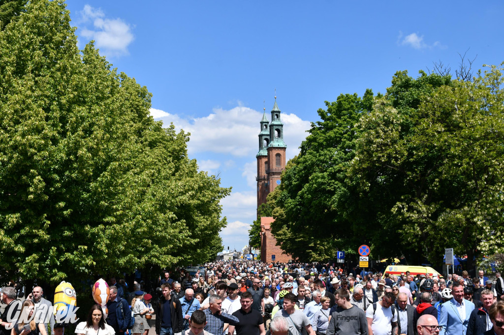 Tysiące pielgrzymów w Piekarach Śląskich