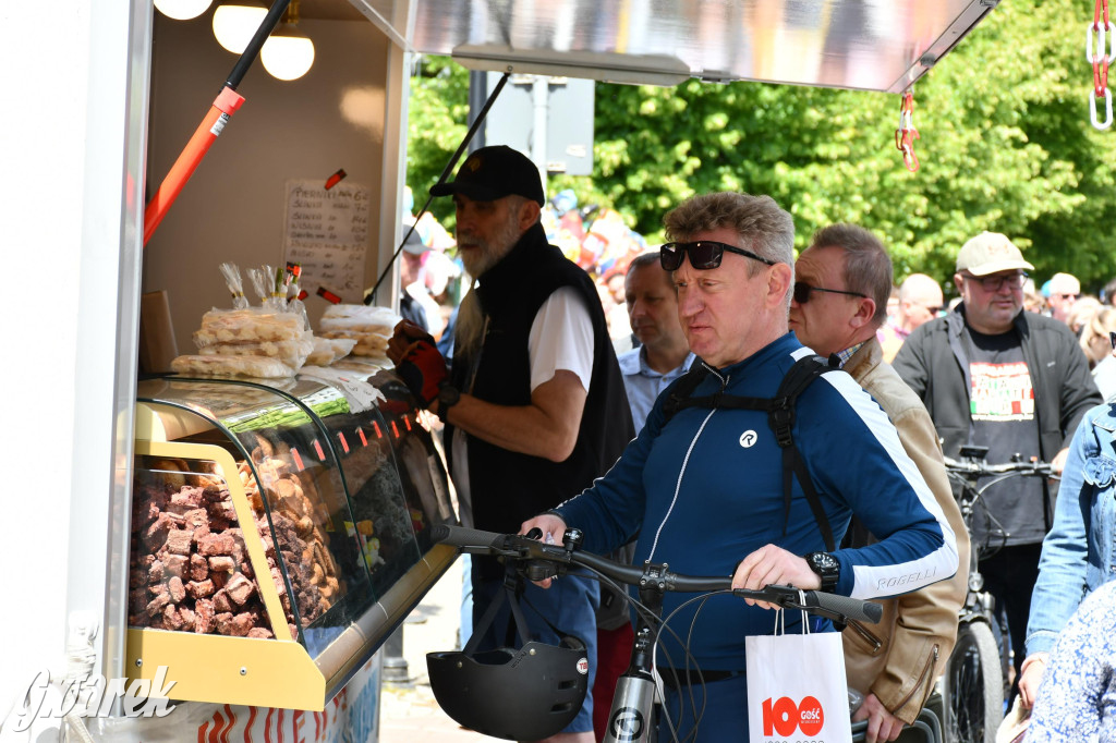 Tysiące pielgrzymów w Piekarach Śląskich
