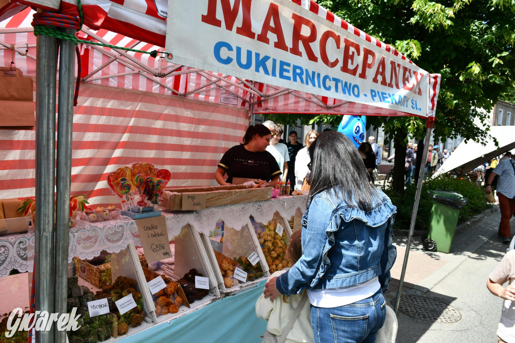 Tysiące pielgrzymów w Piekarach Śląskich