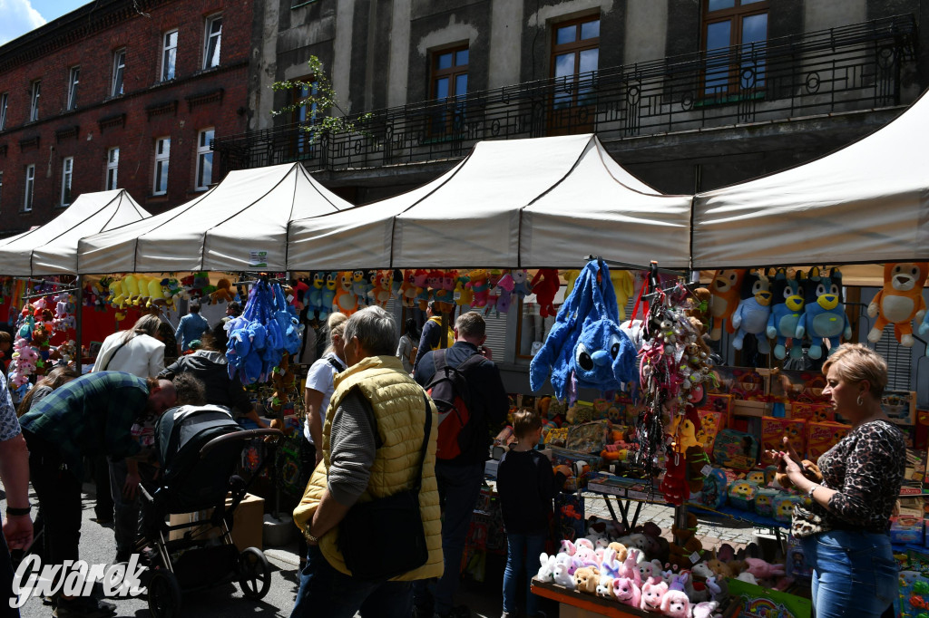 Tysiące pielgrzymów w Piekarach Śląskich