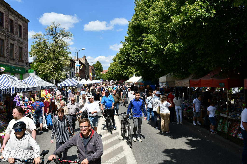 Tysiące pielgrzymów w Piekarach Śląskich