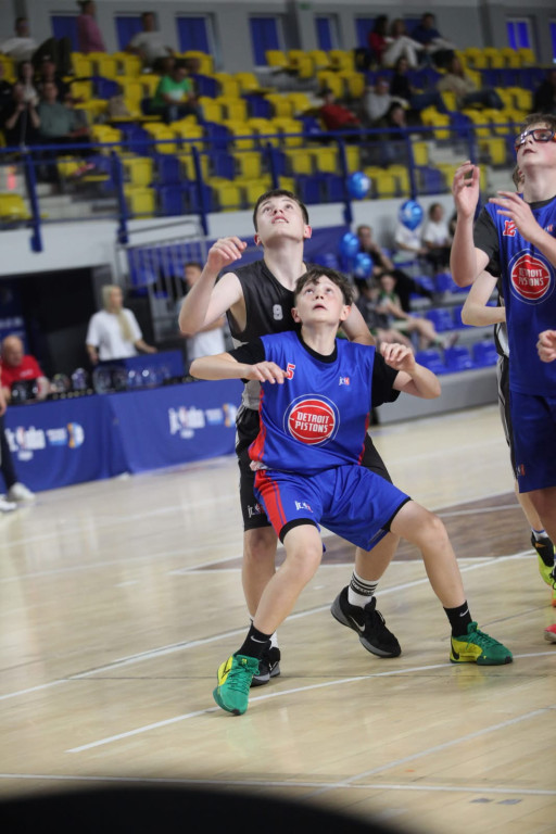 Brązowy medal młodych koszykarzy z Tarnowskich Gór