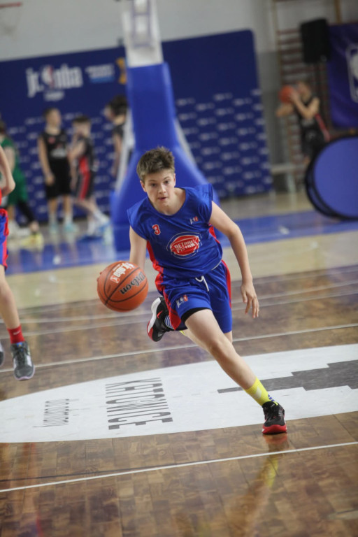 Brązowy medal młodych koszykarzy z Tarnowskich Gór