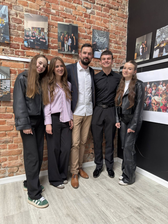 Tarnowskie Góry. Kreatywni z Budowlanki