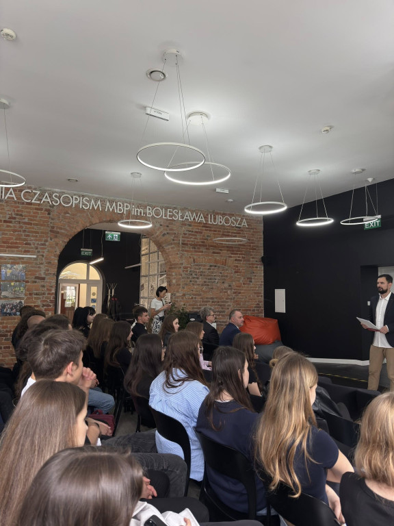 Tarnowskie Góry. Kreatywni z Budowlanki