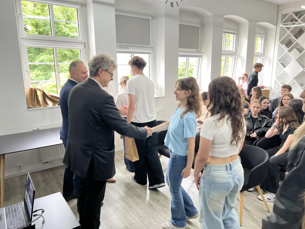 Tarnowskie Góry. Kreatywni z Budowlanki