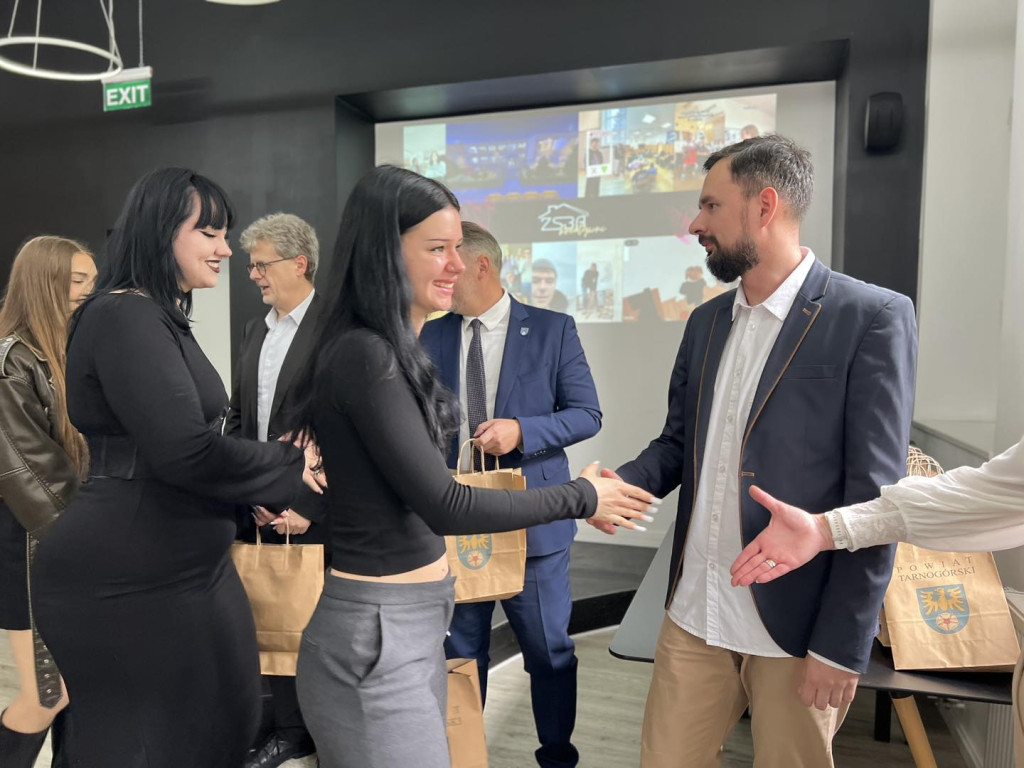 Tarnowskie Góry. Kreatywni z Budowlanki